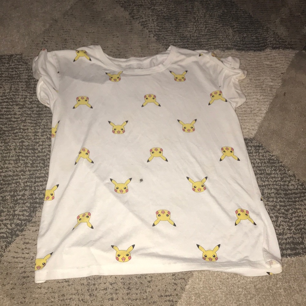 white graphic tee